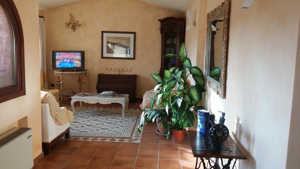 Hotel Ristorante La Tana Di Li Mazzoni Trinità dʼAgultu Dış mekan fotoğraf